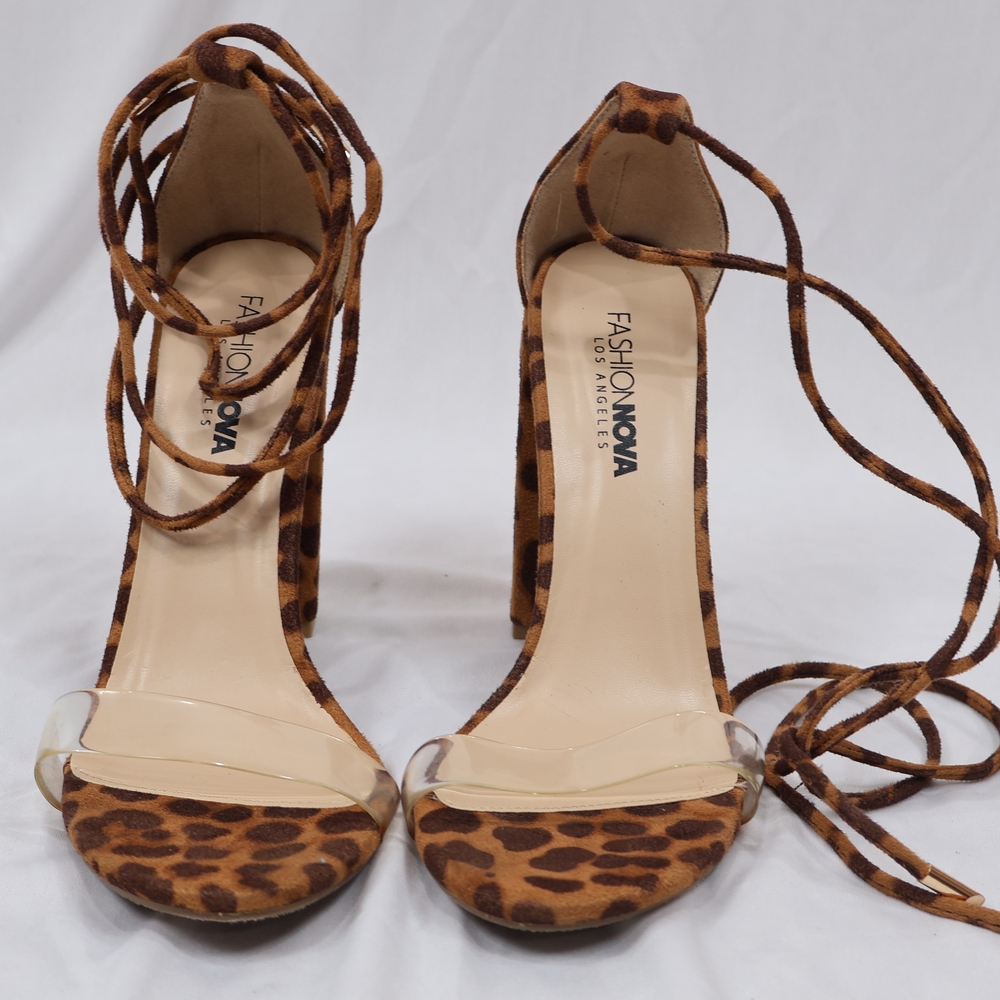 Fashion Nova Leopard Print Heels EUC